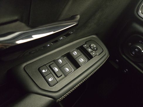 Used 2026 RAM 1500 RHO AWD/4WD image 32