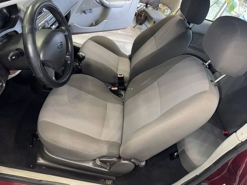 Used 2007 Ford Focus SES FWD image 17