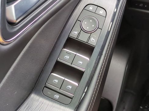 Used 2022 Nissan Rogue Platinum w/ Head-Up Display Package image 25