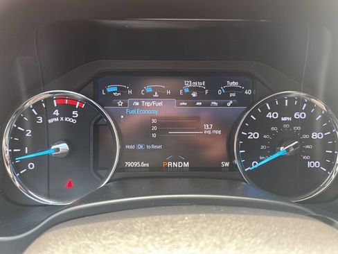 Used 2020 Ford F250 Platinum w/ FX4 Off-Road Package AWD/4WD image 25