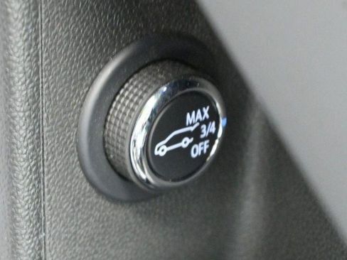 Certified 2024 Cadillac XT6 Sport AWD/4WD image 15