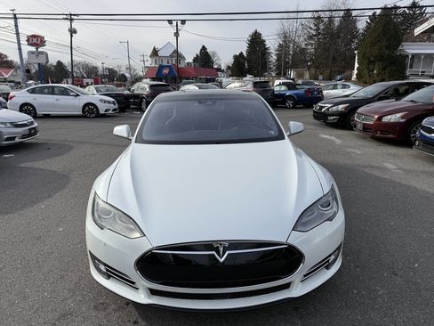 Used 2016 Tesla Model S 90D image 2
