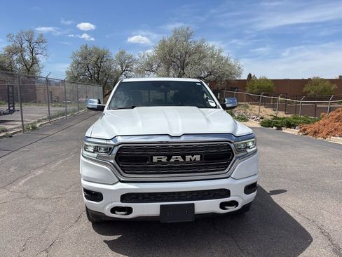 Used 2022 RAM 1500 Limited w/ Body-Colour Bumper Group image 3