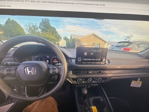 Used 2023 Honda Accord LX image 11