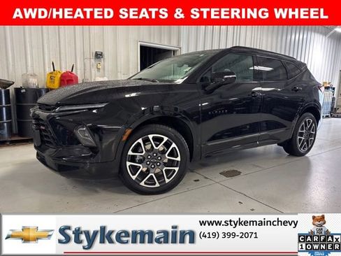 Used 2025 Chevrolet Blazer RS AWD/4WD image 1