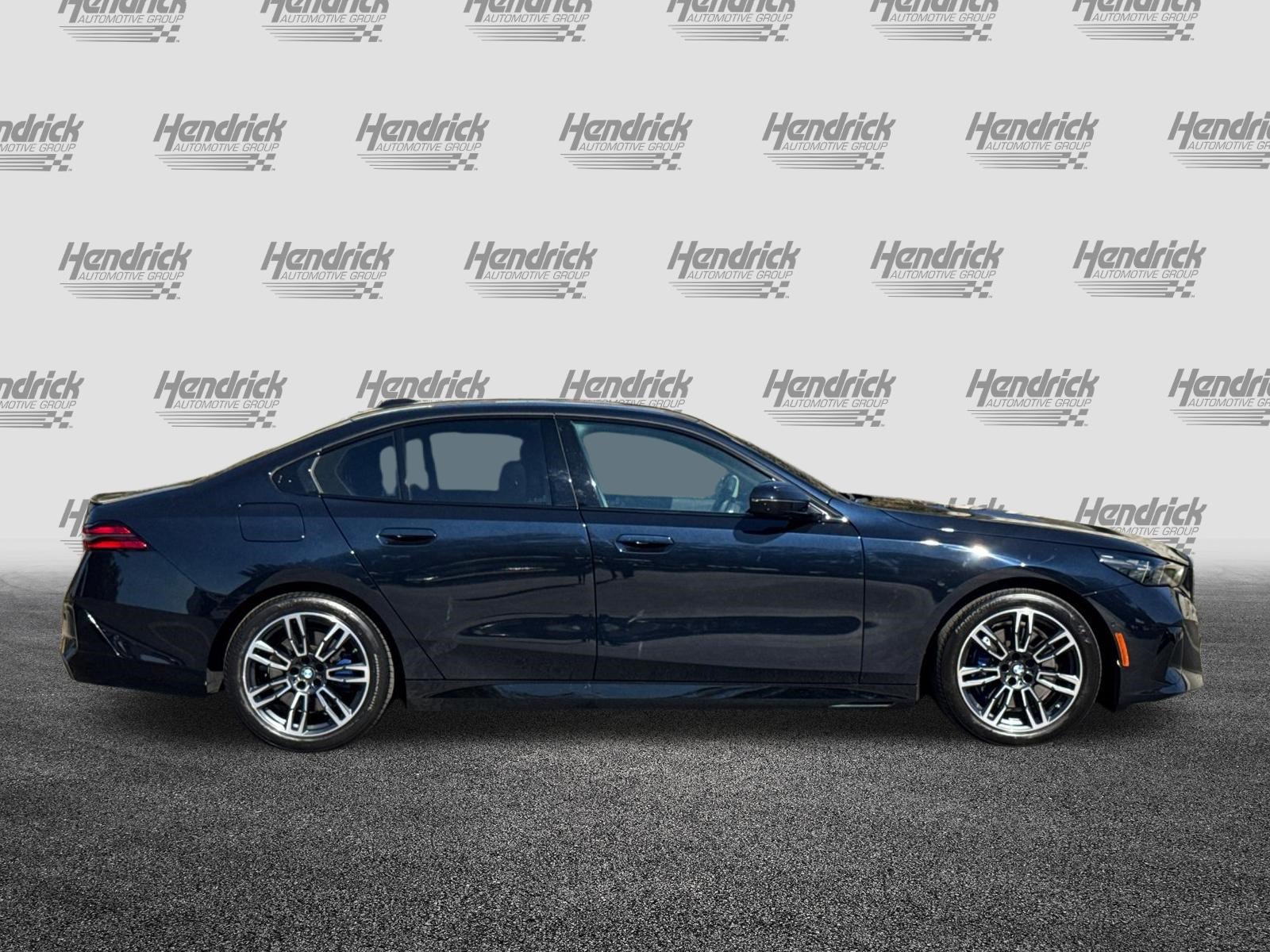Used 2026 BMW 530i w/ M Sport Package RWD image 3