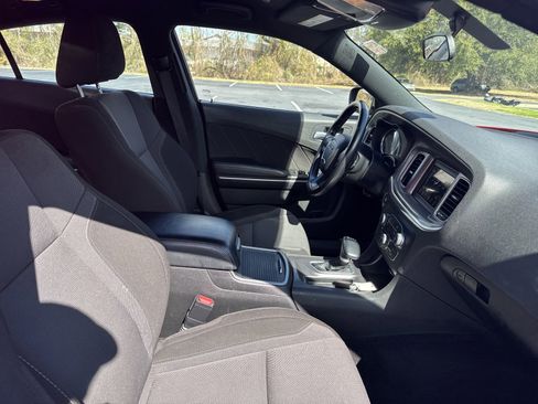 Used 2022 Dodge Charger SXT image 31