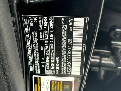 Used 2019 Mercedes-Benz GLE 400 4MATIC image 29