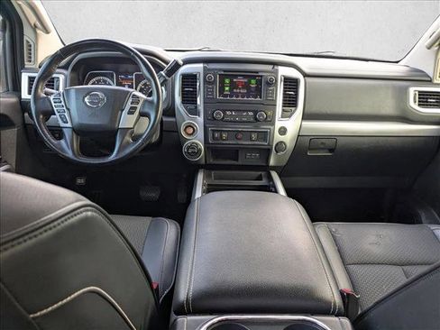 Used 2019 Nissan Titan PRO-4X image 16