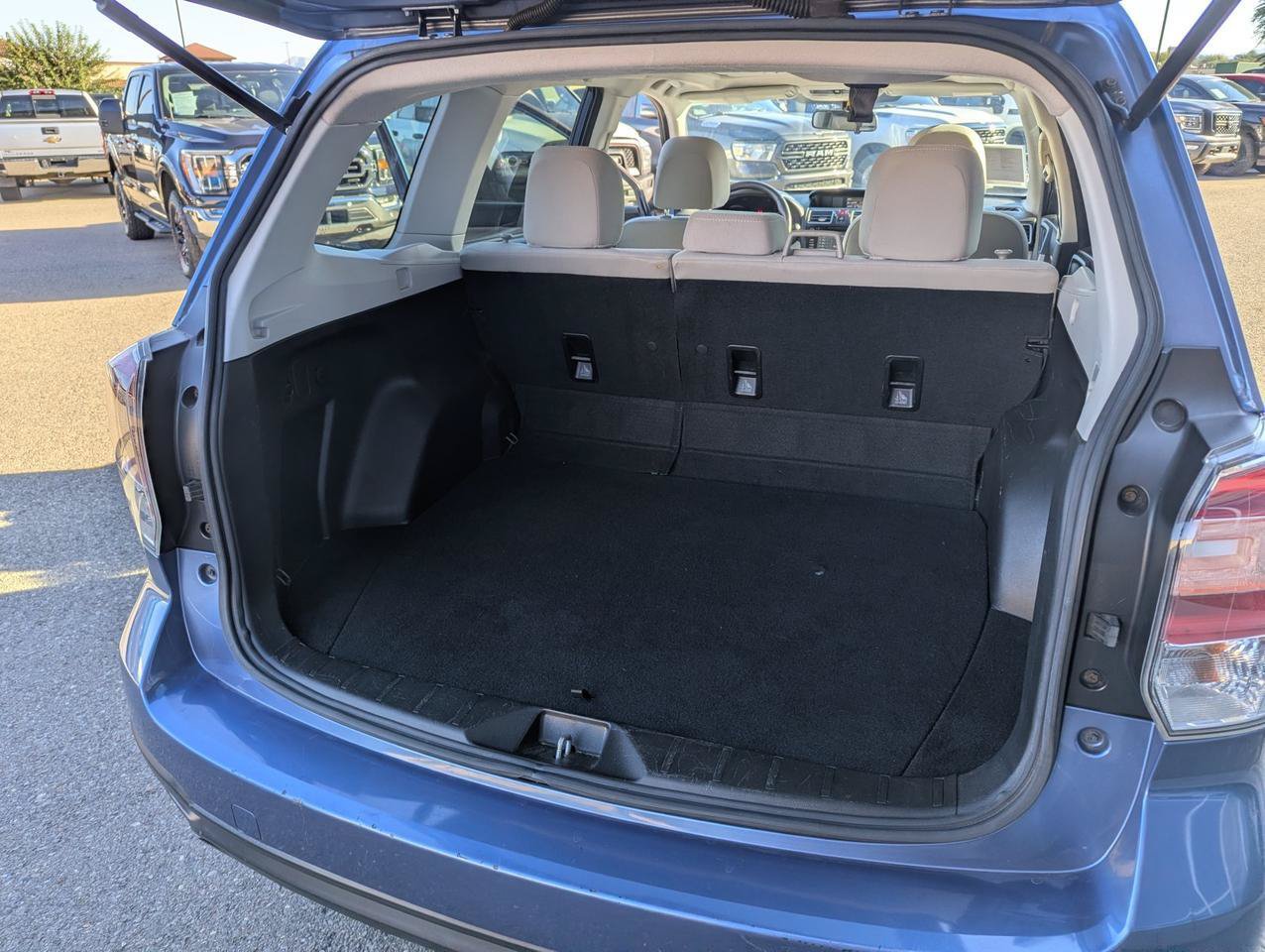 Used 2017 Subaru Forester 2.5i Premium w/ All-Weather Package AWD/4WD image 26