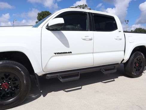 Used 2022 Toyota Tacoma SR5 image 31
