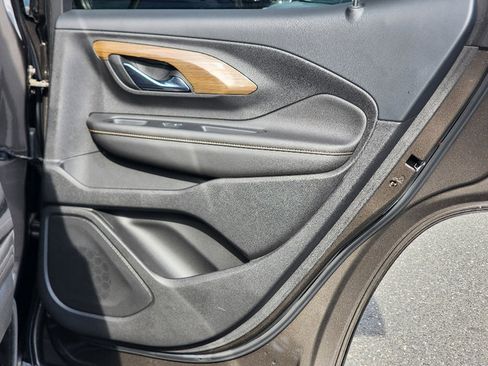 Used 2019 GMC Terrain SLE w/ Driver Convenience Package image 29