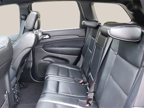 Used 2020 Jeep Grand Cherokee High Altitude image 16