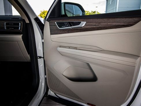 New 2026 Volkswagen Atlas SEL Premium R-Line image 45