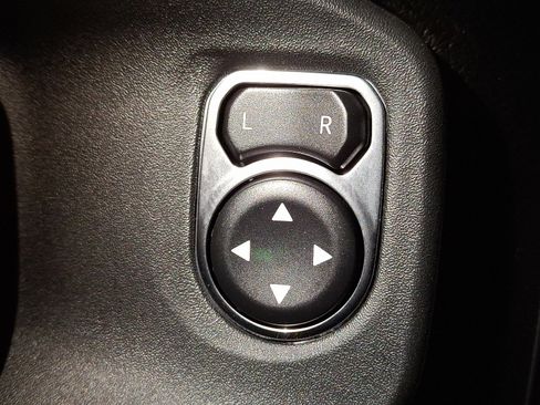 Used 2024 Jeep Wrangler Sport S image 24