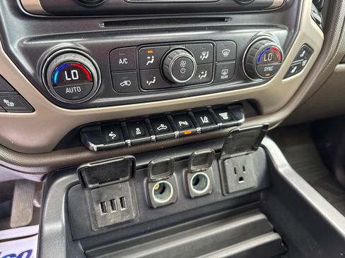 Used 2015 GMC Sierra 2500 Denali w/ Duramax Plus Package AWD/4WD image 26