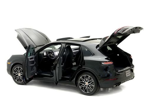 New 2026 Porsche Cayenne image 29