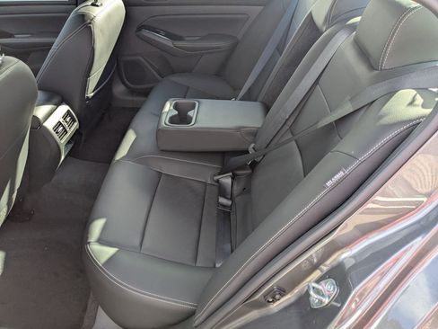 New 2025 Nissan Altima 2.5 SL image 15