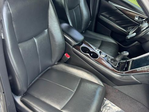 Used 2018 INFINITI Q50 Luxe w/ Essential Package (3.0T Luxe) AWD/4WD image 20