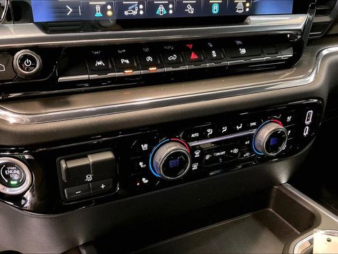 Used 2023 Chevrolet Silverado 1500 High Country w/ LPO, Dark Essentials Package AWD/4WD image 19
