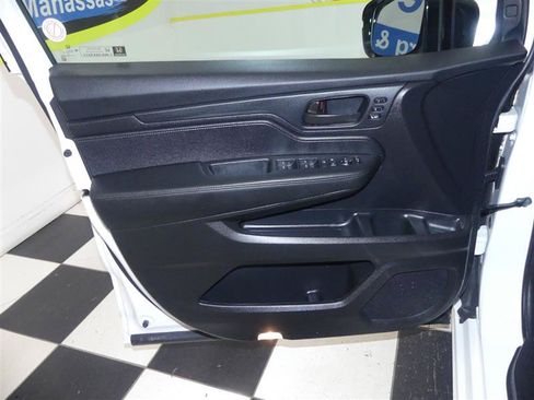 Used 2025 Honda Odyssey Sport-L image 23