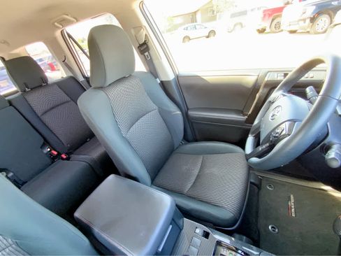 Used 2024 Toyota 4Runner TRD Off-Road AWD/4WD image 26