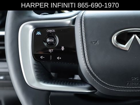 Used 2025 INFINITI QX80 Sensory AWD/4WD image 22