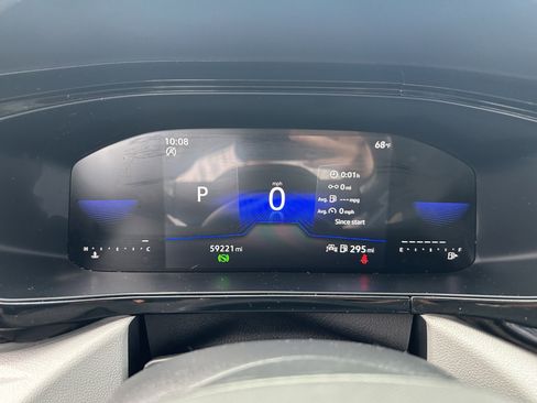 Used 2023 Volkswagen Taos S image 11