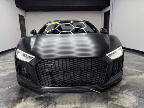 Used 2017 Audi R8 V10 AWD/4WD image 7