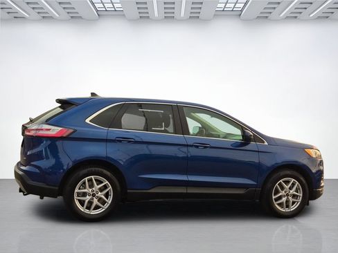 Used 2023 Ford Edge SEL AWD/4WD image 3
