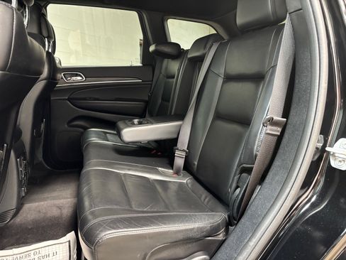 Used 2019 Jeep Grand Cherokee Limited AWD/4WD image 27
