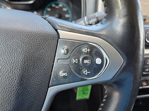 Used 2015 Chevrolet Colorado Z71 AWD/4WD image 21
