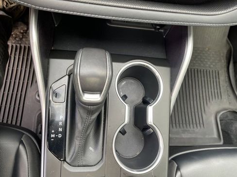 Used 2022 Toyota Highlander XLE image 14