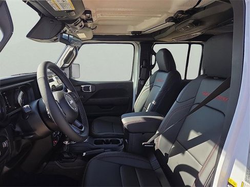New 2026 Jeep Gladiator Rubicon image 13