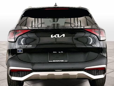 Used 2023 Kia Sportage EX AWD/4WD image 4
