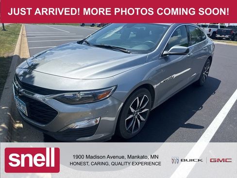 Used 2024 Chevrolet Malibu RS FWD image 1