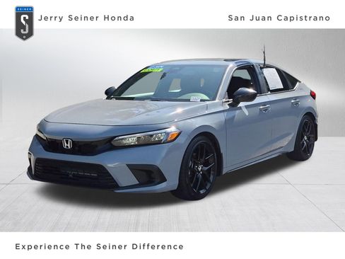 Used 2024 Honda Civic Sport image 1