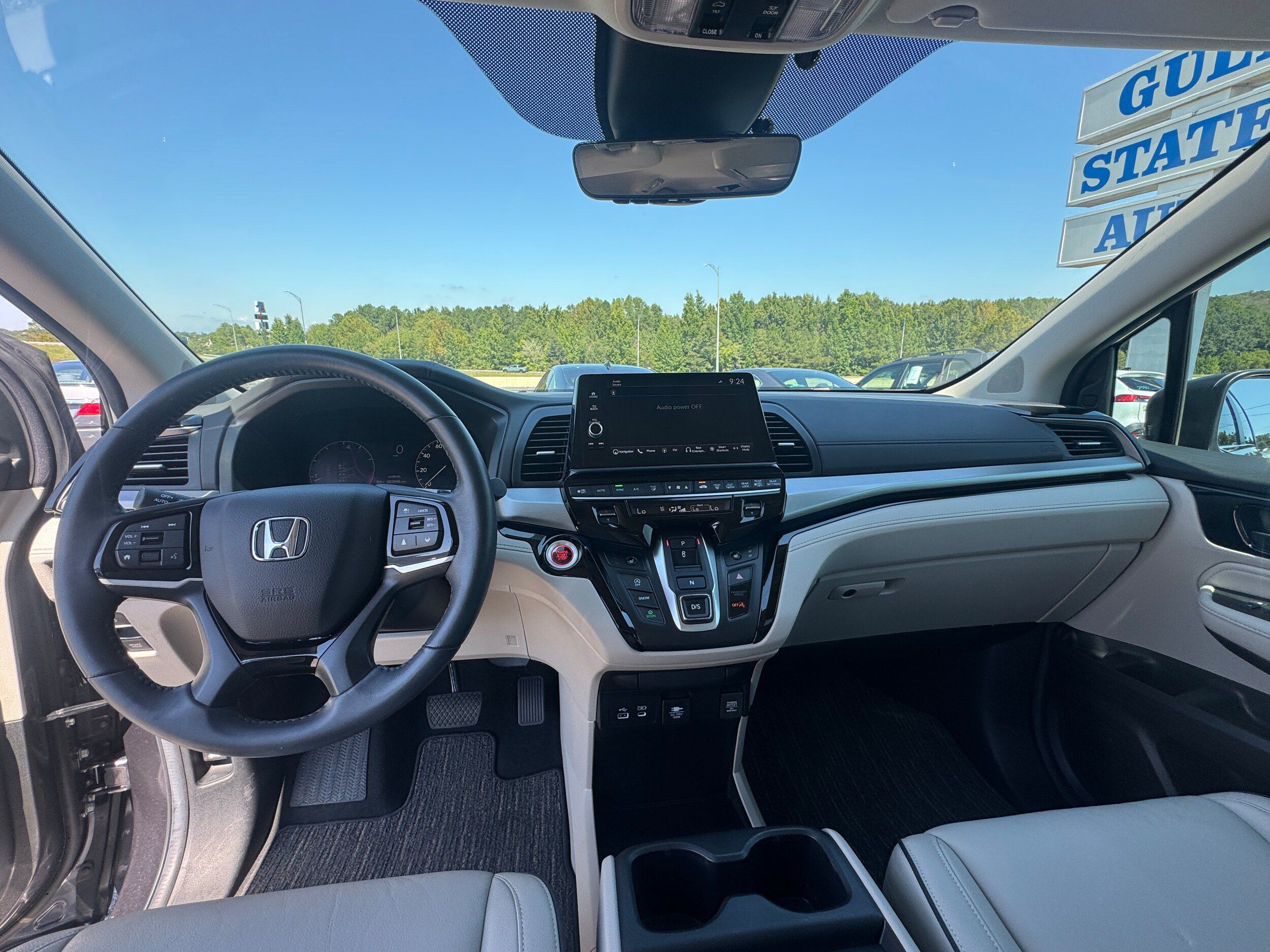 Used 2025 Honda Odyssey Touring image 17