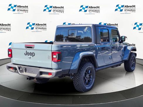 New 2026 Jeep Gladiator Sport AWD/4WD image 5