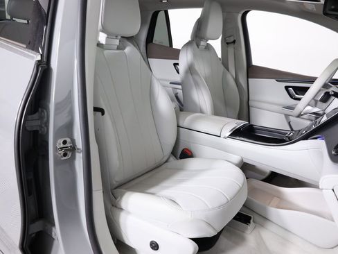 Used 2023 Mercedes-Benz EQE 350+ 4MATIC SUV w/ Exclusive Trim Package image 51