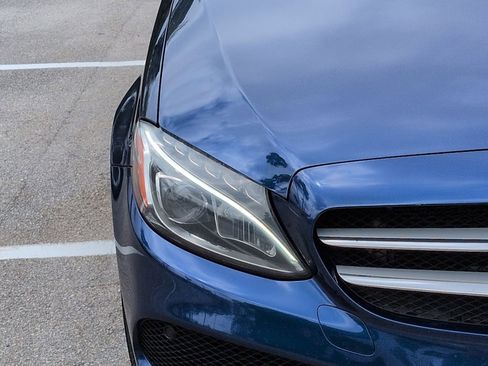 Used 2017 Mercedes-Benz C 300 4MATIC Sedan image 10