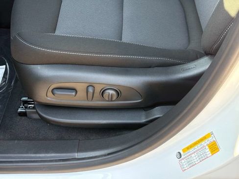 New 2026 Chevrolet Blazer LT w/ Convenience Package FWD image 20