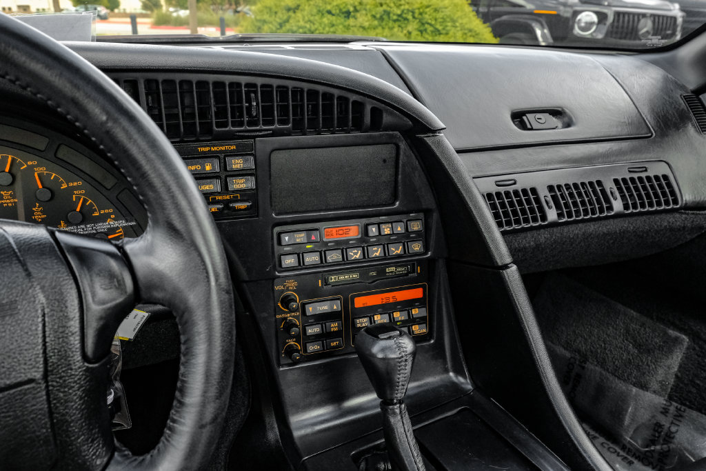 Used 1993 Chevrolet Corvette Coupe RWD image 20