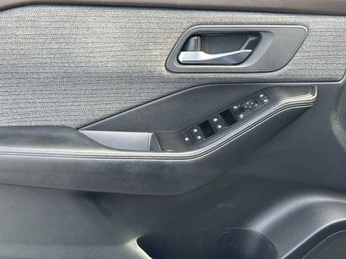 Certified 2023 Nissan Rogue SV image 18