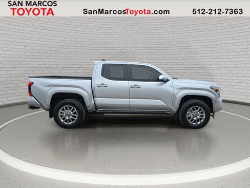 Certified 2025 Toyota Tacoma Limited image 4