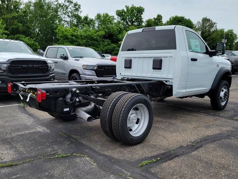 New 2024 RAM 5500 Tradesman RWD image 7