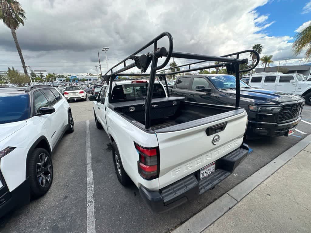 Used 2025 Nissan Frontier S w/ S Utility Package RWD image 4