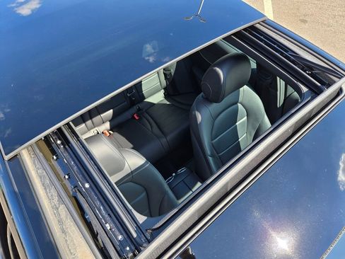 Used 2021 Mercedes-Benz C 300 4MATIC Sedan image 11