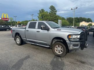 Used 2024 RAM 2500 Tradesman w/ Chrome Appearance Group AWD/4WD video 1