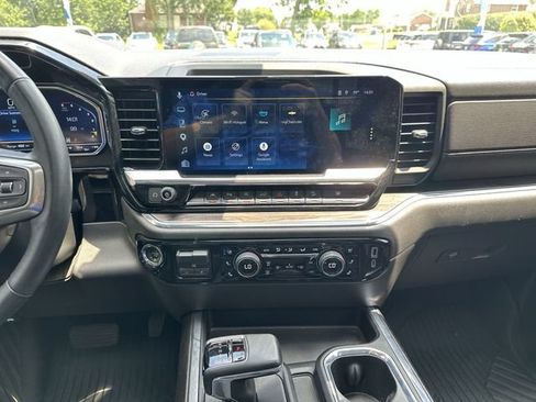 Used 2023 Chevrolet Silverado 1500 LTZ w/ LTZ Premium Package AWD/4WD image 14
